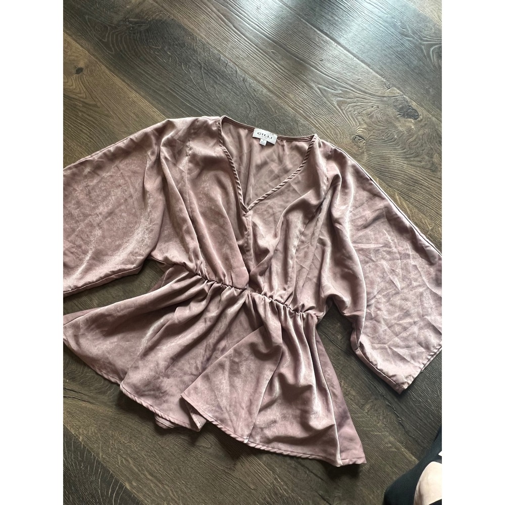 Gilli‎ Womens Mauve Pink Satin Surplice Peplum Blouse Wide Kimono Sleeve Size M